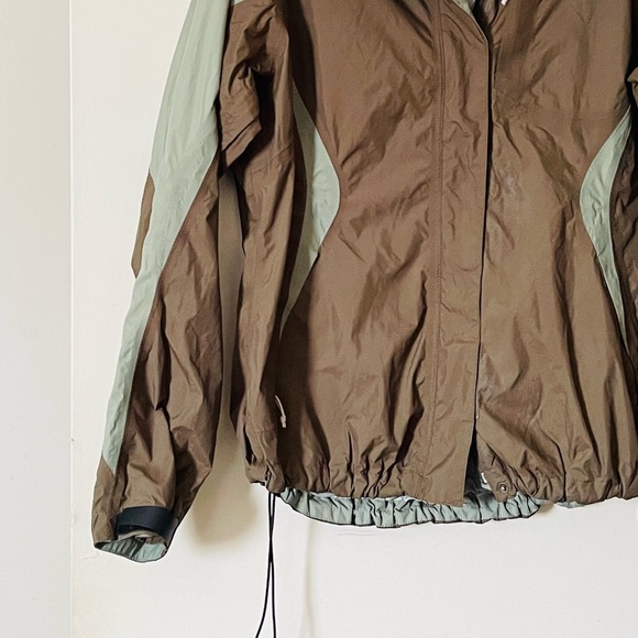 The North Face Jacket - Picture 14 of 15